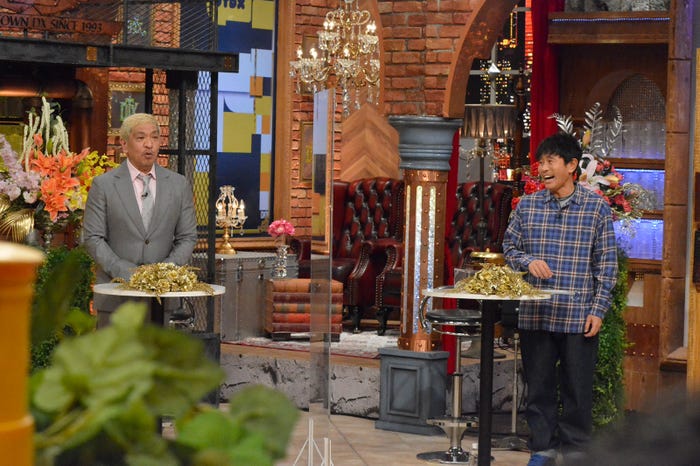 ダウンタウン(松本人志、浜田雅功)(C)読売テレビ