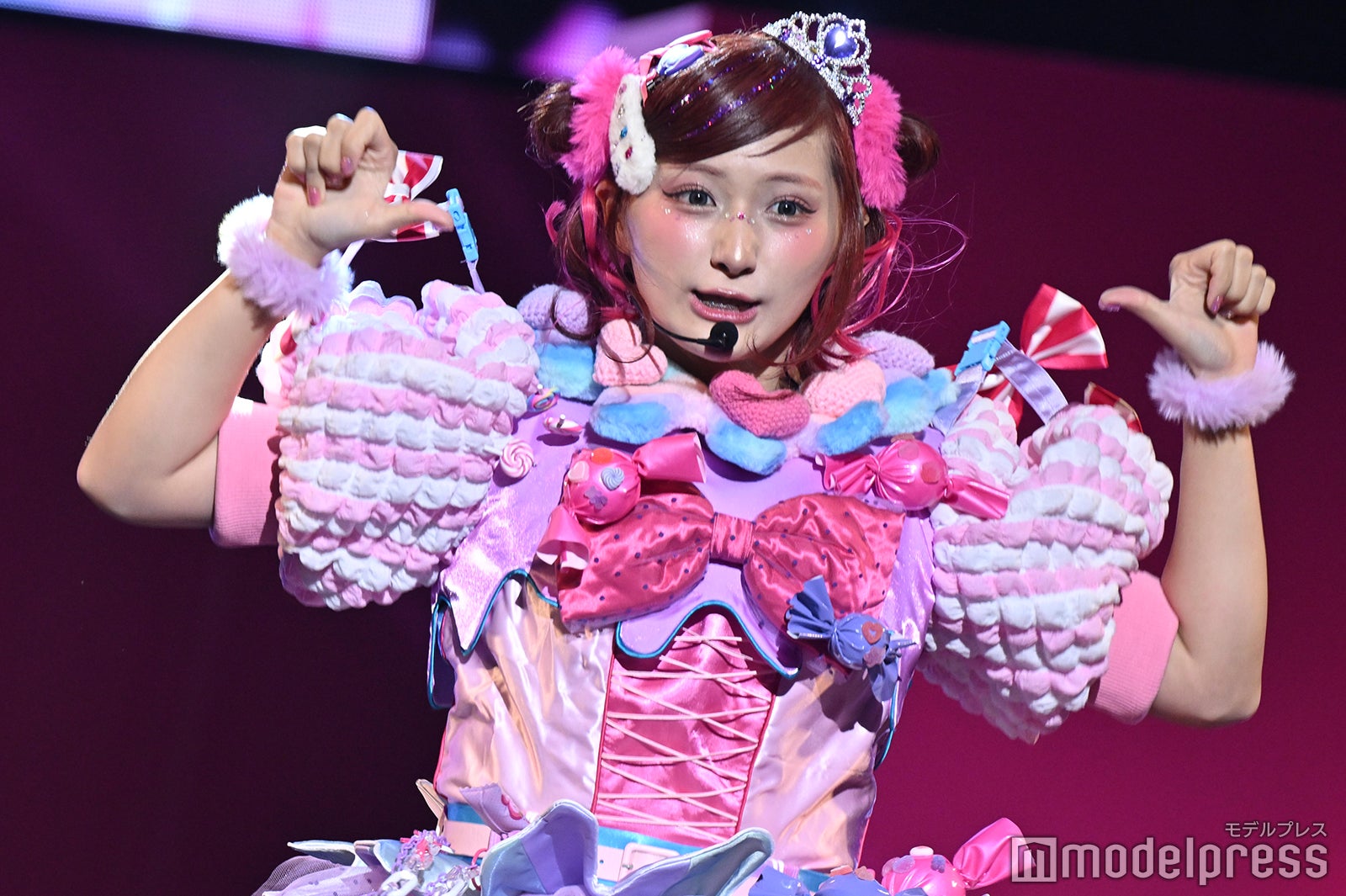 しなこ（C）モデルプレス