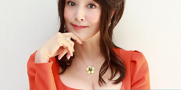 藤原紀香、胸元大胆衣装で謎多き美女役熱演「離婚しない男」出演決定