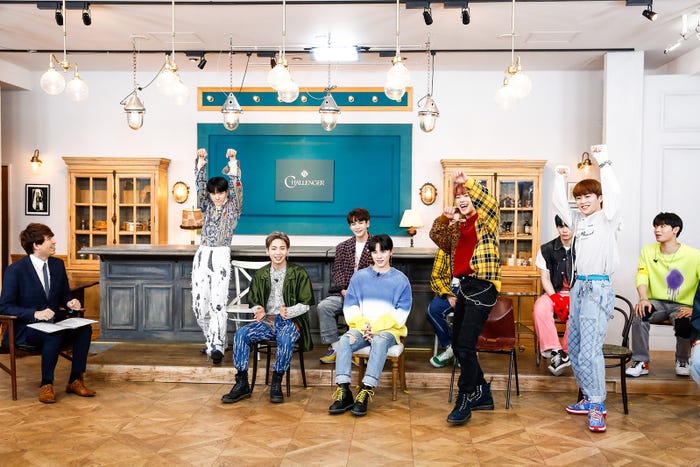 JO1/「Born To Be Wild」の“ブンブンダンス”を実演「CHALLENGER」ショーケースイベント(C)LAPONE ENTERTAINMENT