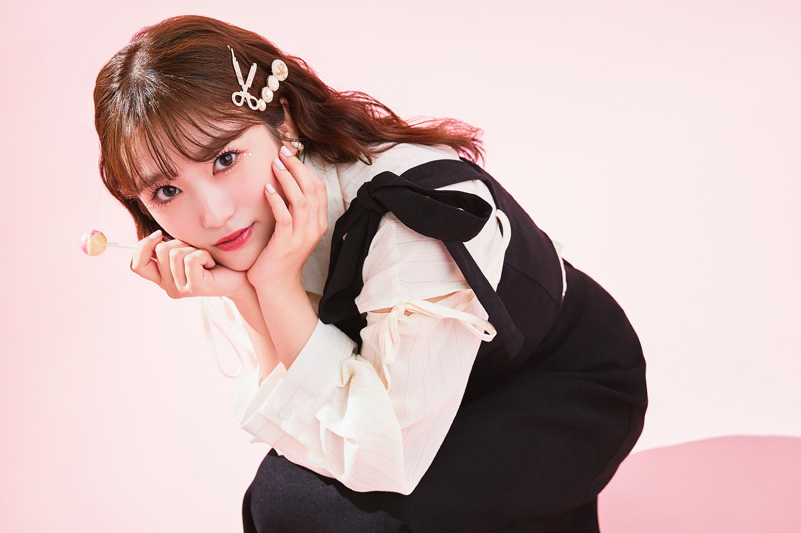 矢吹奈子 推しメンシャツ 二本柱の会 会員限定　XLサイズ　未開封品 矢吹奈子、美ウエスト覗かせたY2Kルック SHEIN JAPAN2024