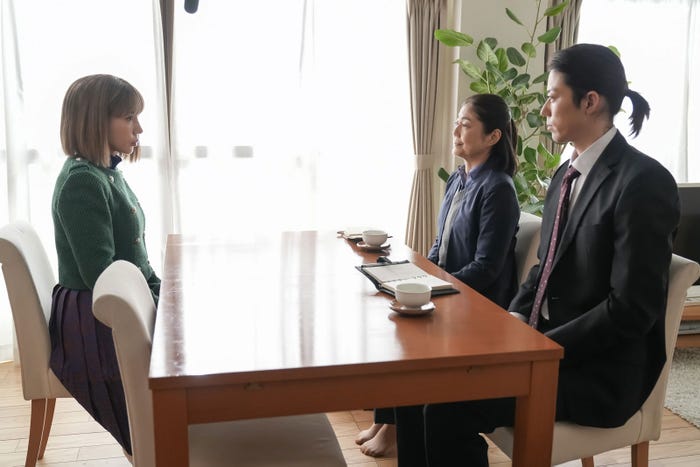 仲里依紗ら「おむすび」第124話(C)NHK