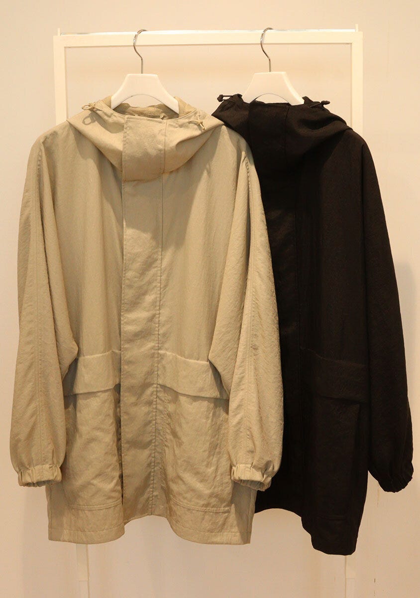 ユニクロ　アウター　メンズ