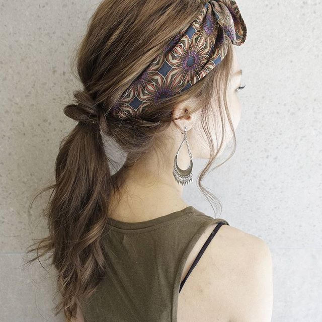 ヘアターバンを使った簡単アレンジ特集 おしゃれに使いこなすお手本スタイル モデルプレス ヘアターバンを使った簡単アレンジ特集 おしゃれに使いこなすお手本スタイル モデルプレス