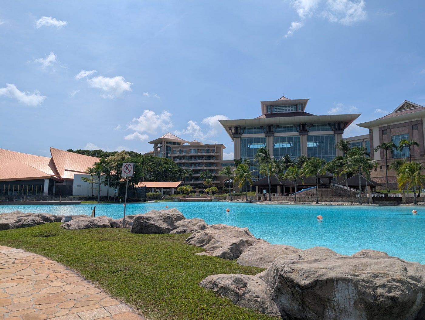 ジ・エンパイア・ブルネイ