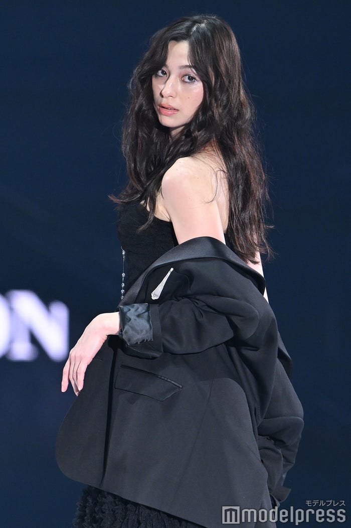 中条あやみ(C)モデルプレス
