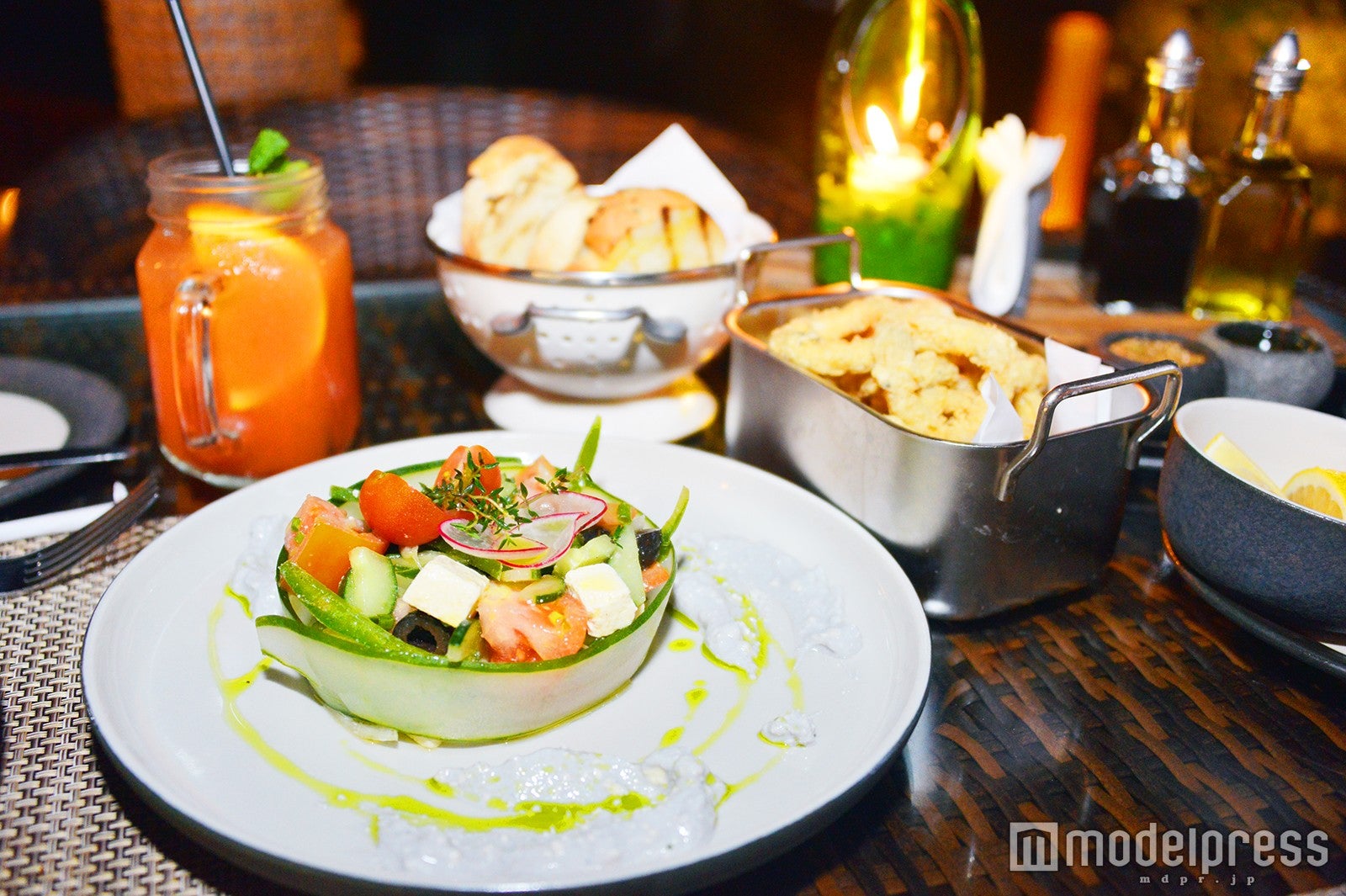 ディナーメニューは地中海料理がメイン（C）モデルプレス