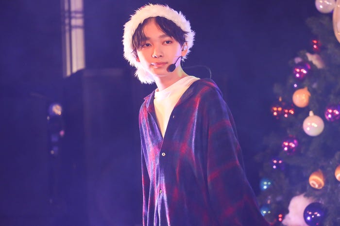 琉弥/カメラマン:笹森健一