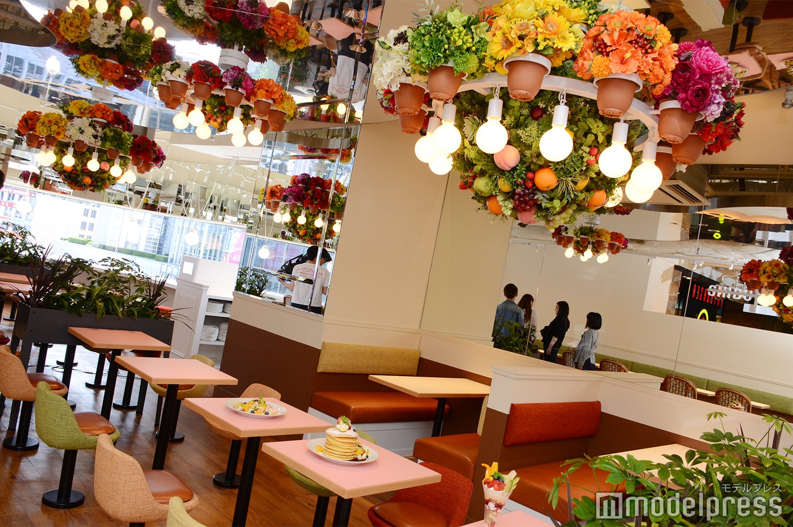 SHIBUYA PARLOR（C）モデルプレス