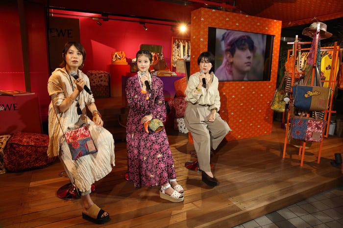 (中央)今田美桜(提供画像)