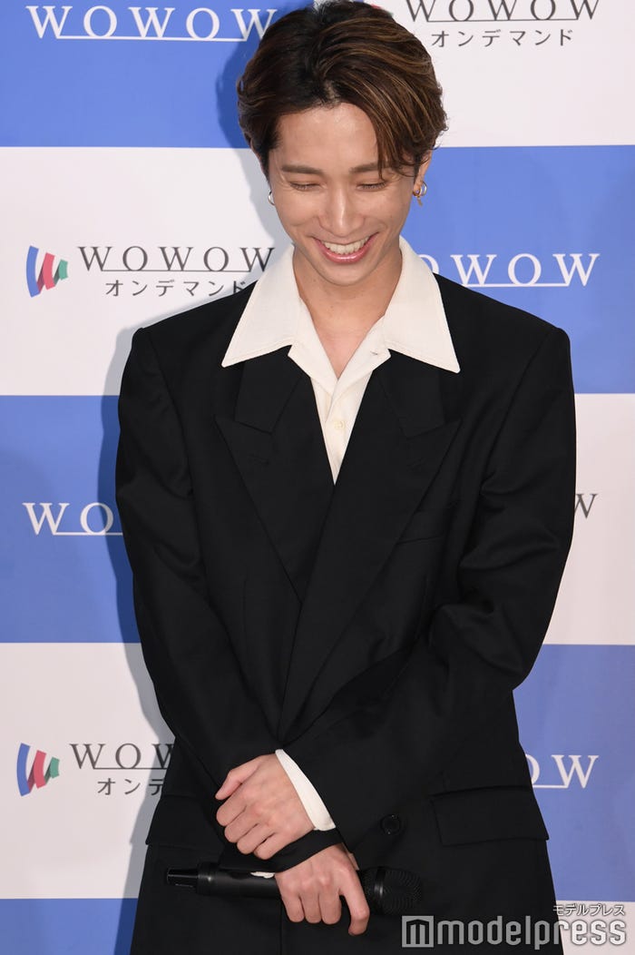 田牧そらに“良いお兄さん”対応していたことをアピールする田中樹(C)モデルプレス