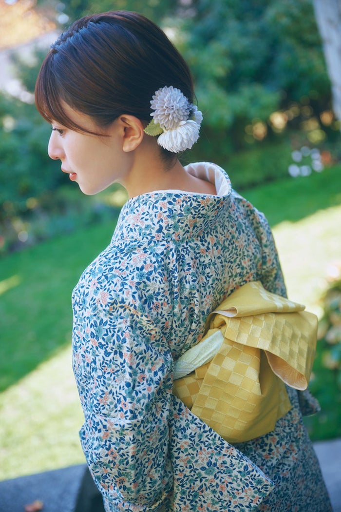 日向坂46松田好花、和装姿でうなじチラ見せ 艶やかな色気漂う先行カット第10弾解禁＜振り向いて＞