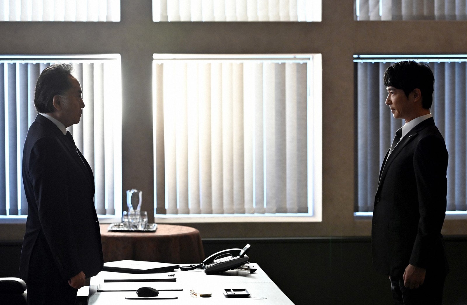 北大路欣也、堺雅人／「半沢直樹」最終話より（C）TBS