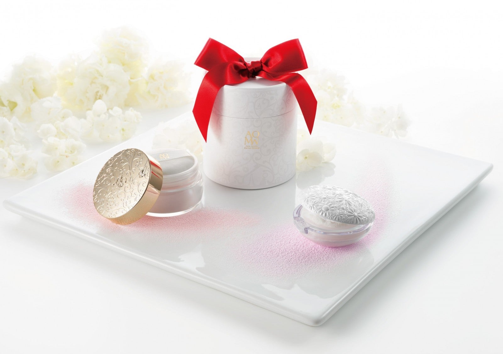 コスメデコルテ AQ MW フェイスパウダー エターナルブーケ ／画像提供：コスメデコルテ