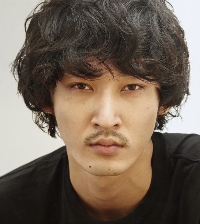 上杉柊平(画像提供:研音)