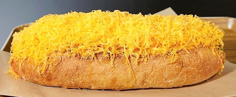 スーパーホットドッグ／画像提供：東急百貨店