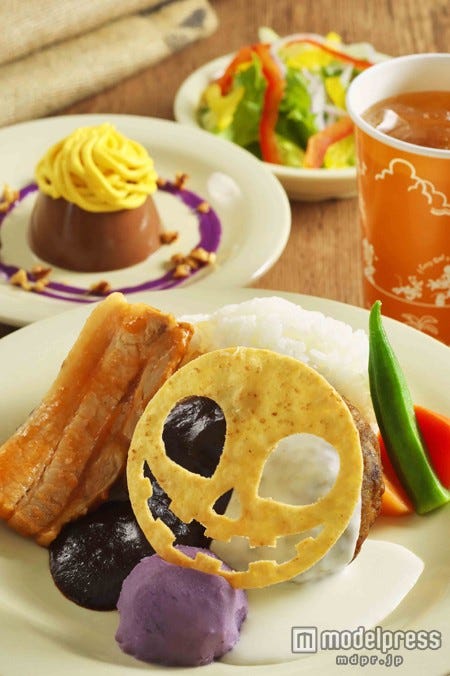 「ユカタン・ベースキャンプ・グリル」スペシャルセット(c)Disney