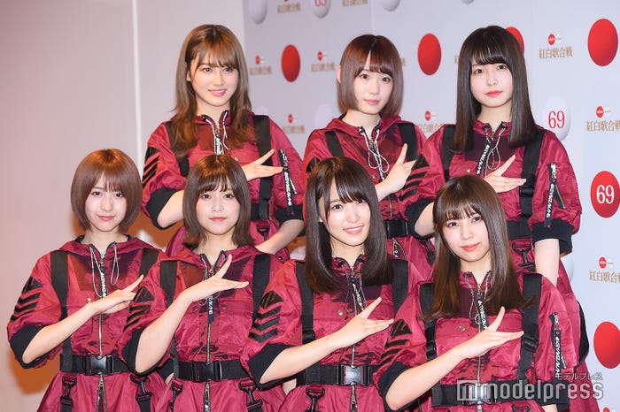欅坂46(後列左から)守屋茜、小池美波、長濱ねる(前列左から)土生瑞穂、渡邉理佐、菅井友香、小林由依/写真はリハーサル時に撮影 (C)モデルプレス