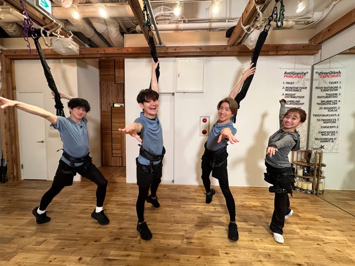 横山裕、南原清隆、村上信五、浦野モモアナウンサー(C)日本テレビ