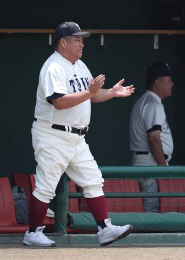 大阪桐蔭が執念の同点劇 痛烈なピッチャーゴロが難敵右腕のグラブをはじく 初回無安打で2失点献上も同点で最終盤へ