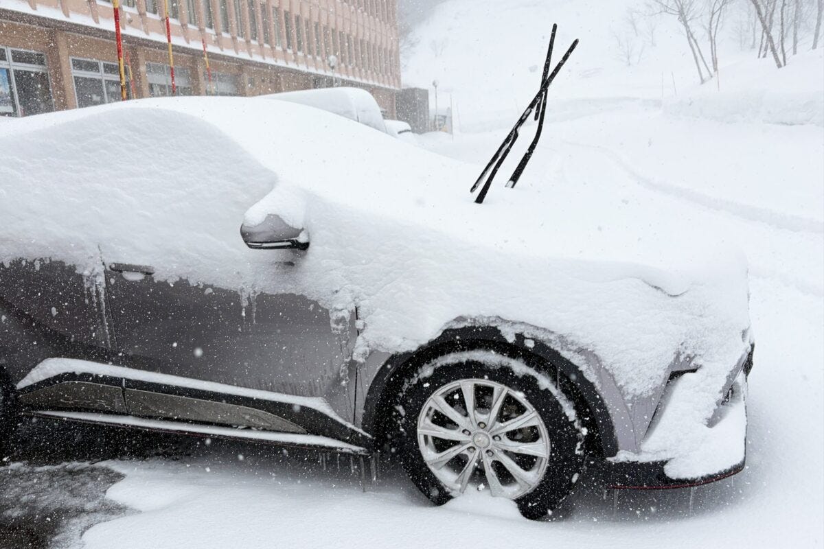 雪・車・ワイパー