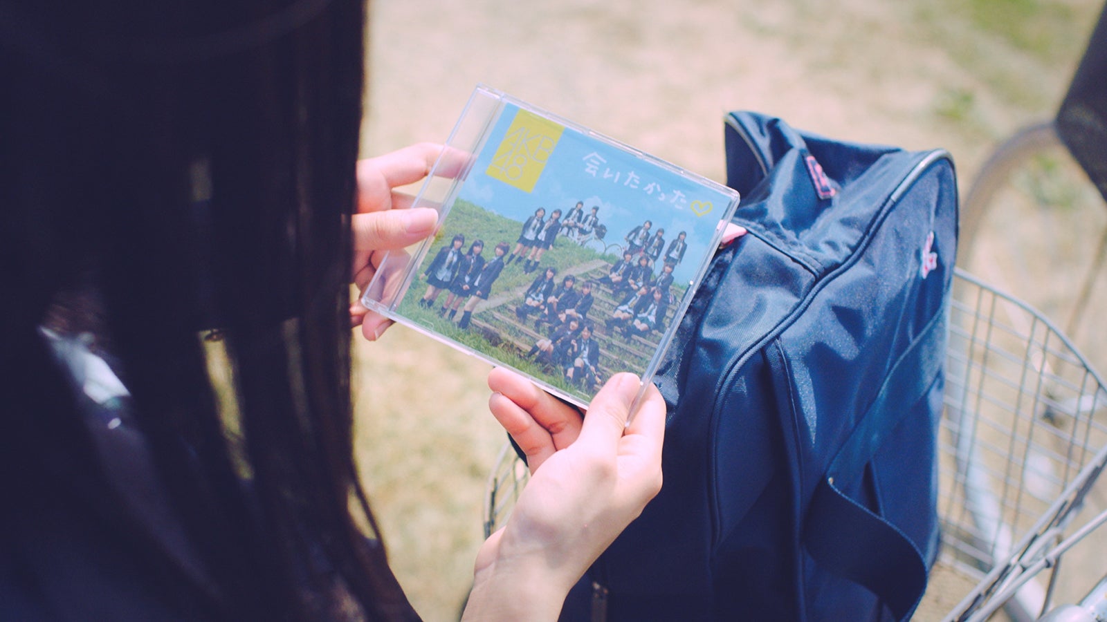 2006年（デビュー）AKB48「サステナブル」MV（C）AKS／キングレコード