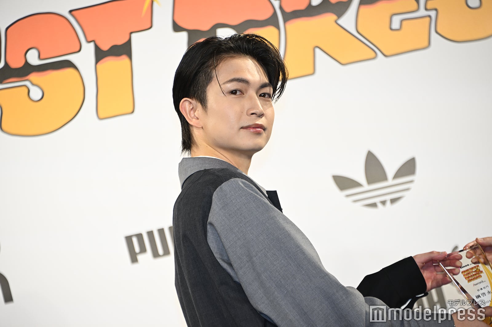 綱啓永（C）モデルプレス