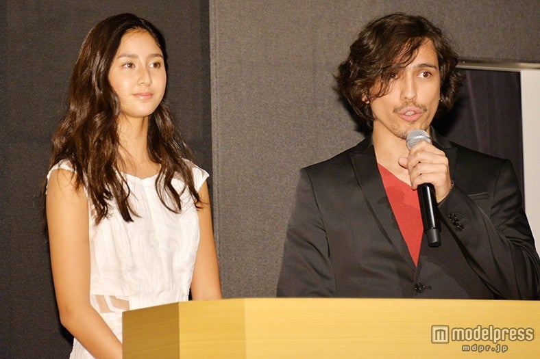 （左から）季葉、野村雅夫