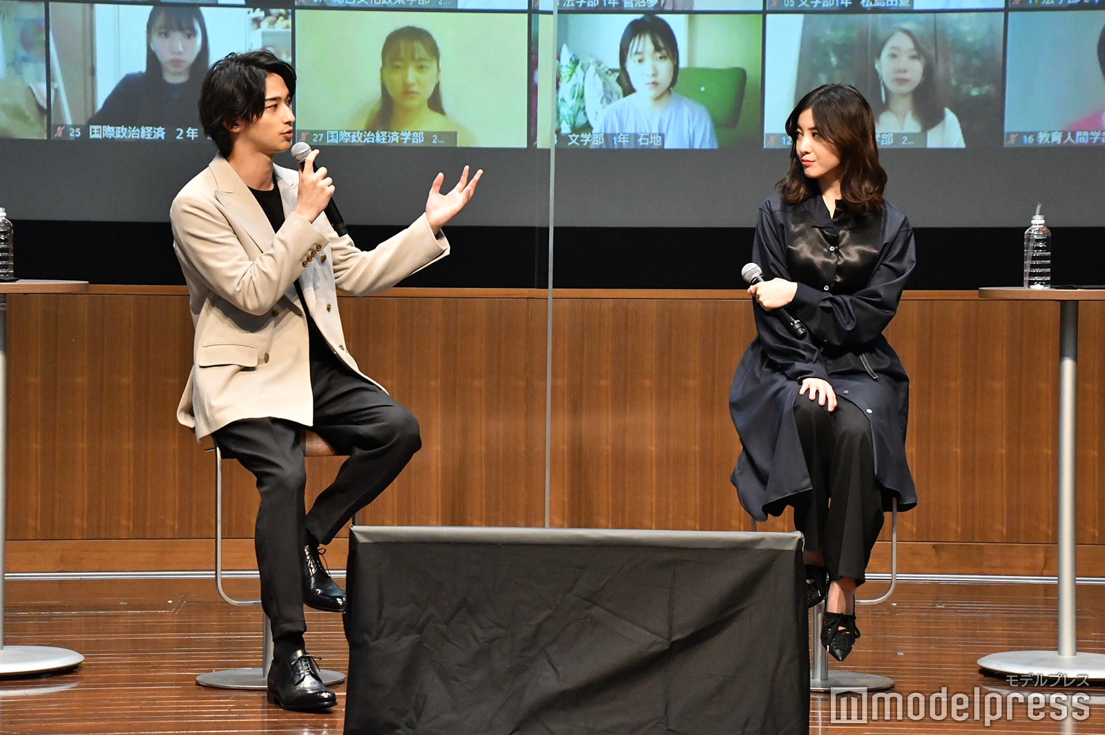 横浜流星、吉高由里子 （C）モデルプレス