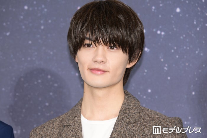 M!LK佐野勇斗、写真集の宣伝ハッシュタグが話題「面白すぎる」「最高」