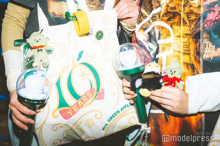 モデルプレスのインタビューに応じてくれたJAM’S(C)モデルプレス