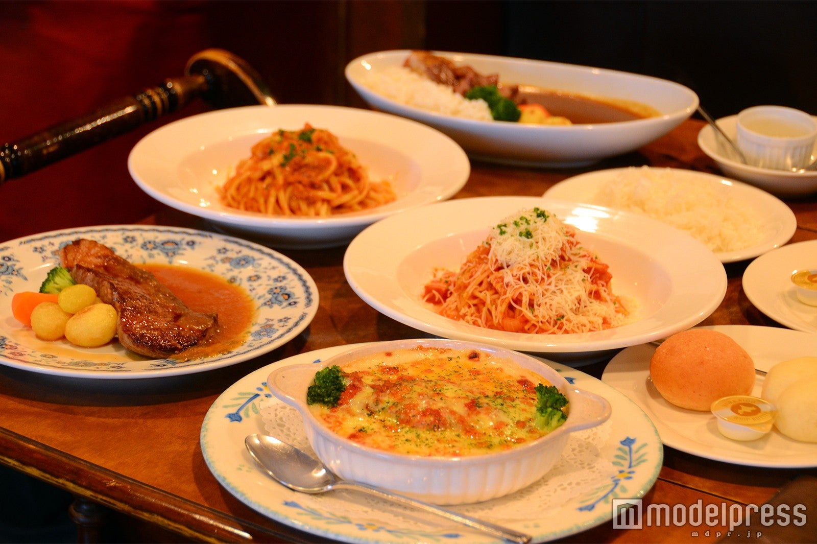 チーズフォンデュ専門店「チーズワーフ」洋食メニューがとても豊富（C）モデルプレス