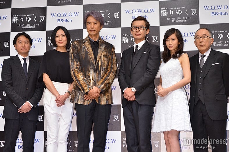 （左から）波多野貴文監督、板谷由夏、時任三郎、渡部篤郎、前田敦子、橋爪功