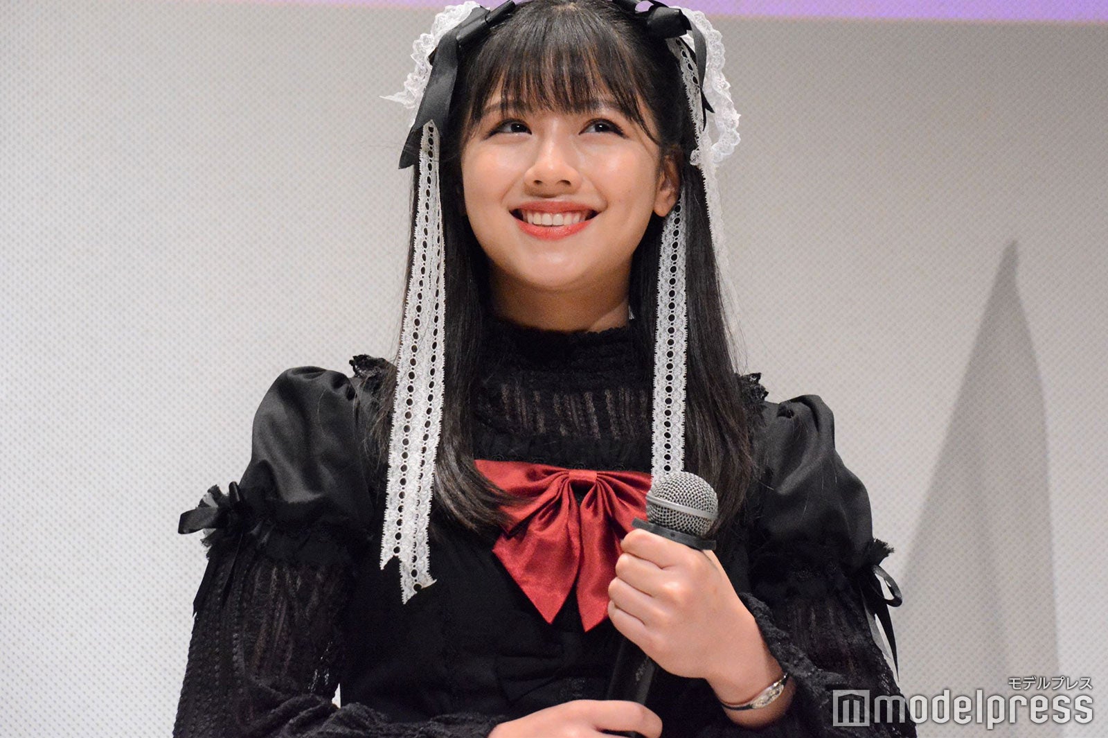 イメチェン前の渡邉美穂（C）モデルプレス