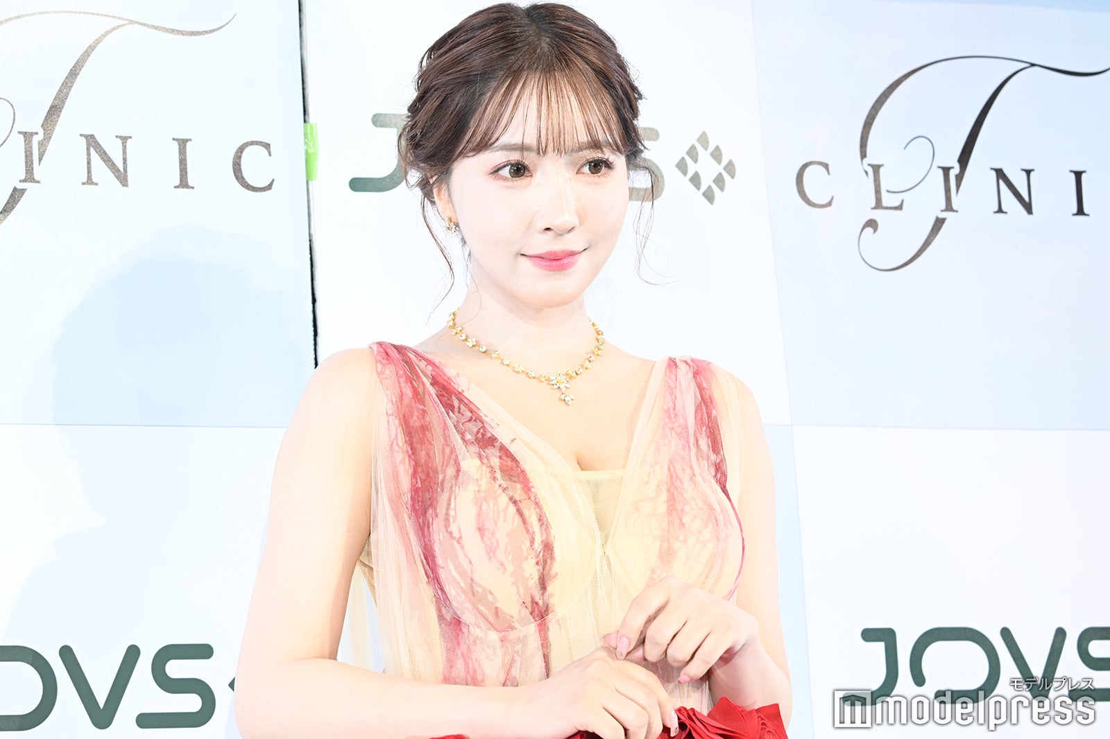 三上悠亜（C）モデルプレス