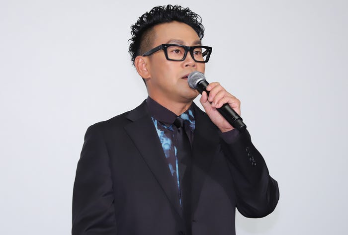 宮川大輔(C)2022「グッバイ・クルエル・ワールド」製作委員会