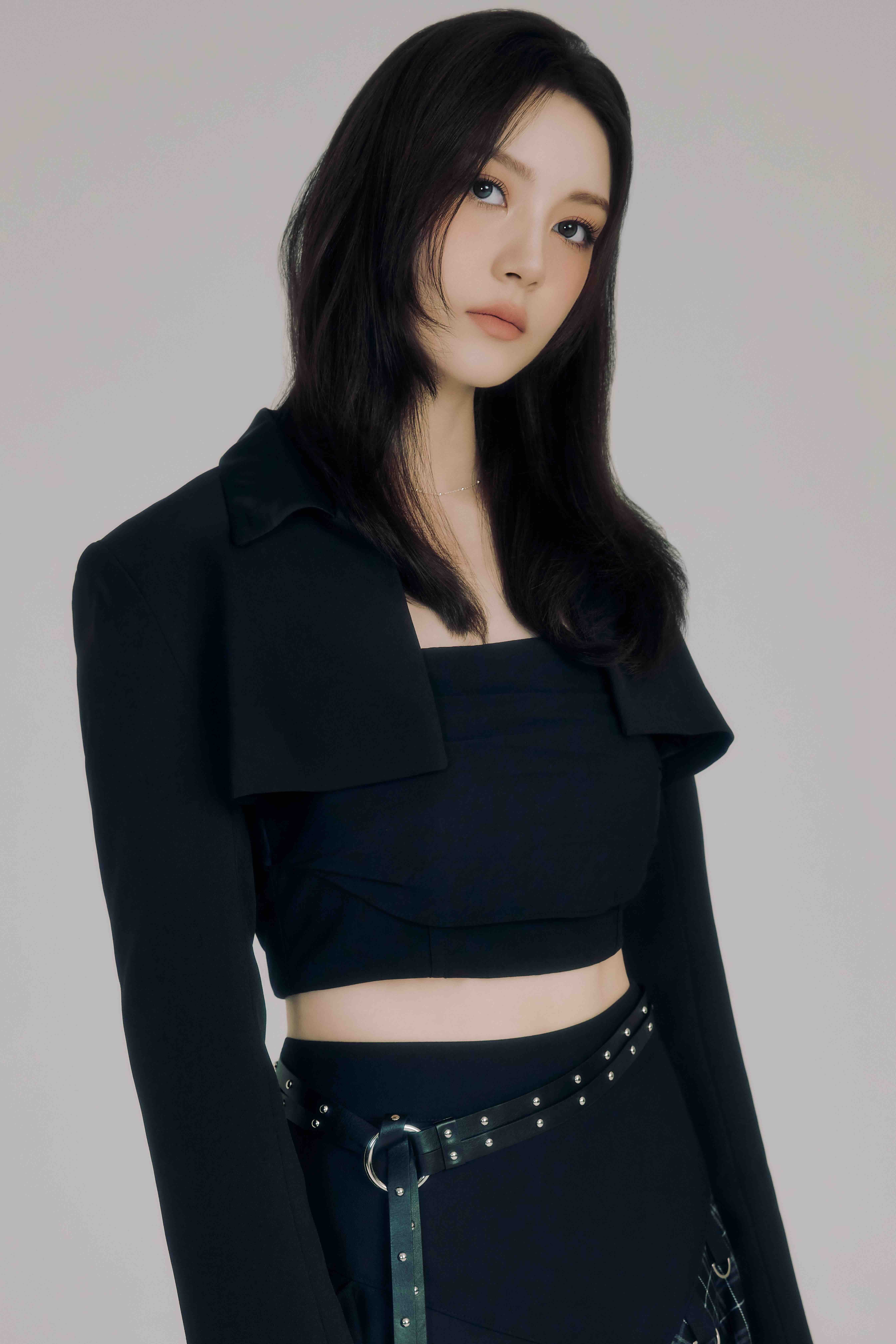 【SM発・日本人グループGPPインタビュー連載Vol.6・ミアを深堀り】イギリスで過ごした10代が転機「つらい時期に出会った一曲がアーティストへの道を開いた」