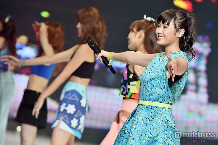 E-girls/鷲尾伶菜