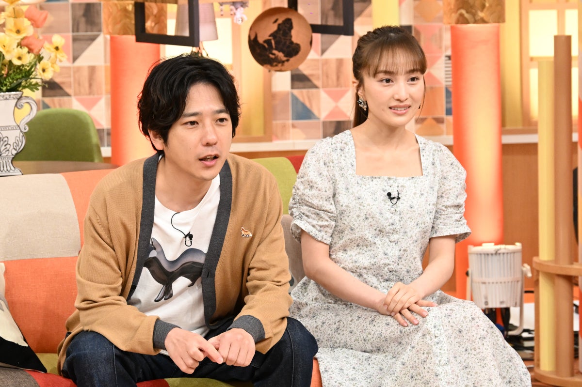 二宮和也、百田夏菜子（C）TBS