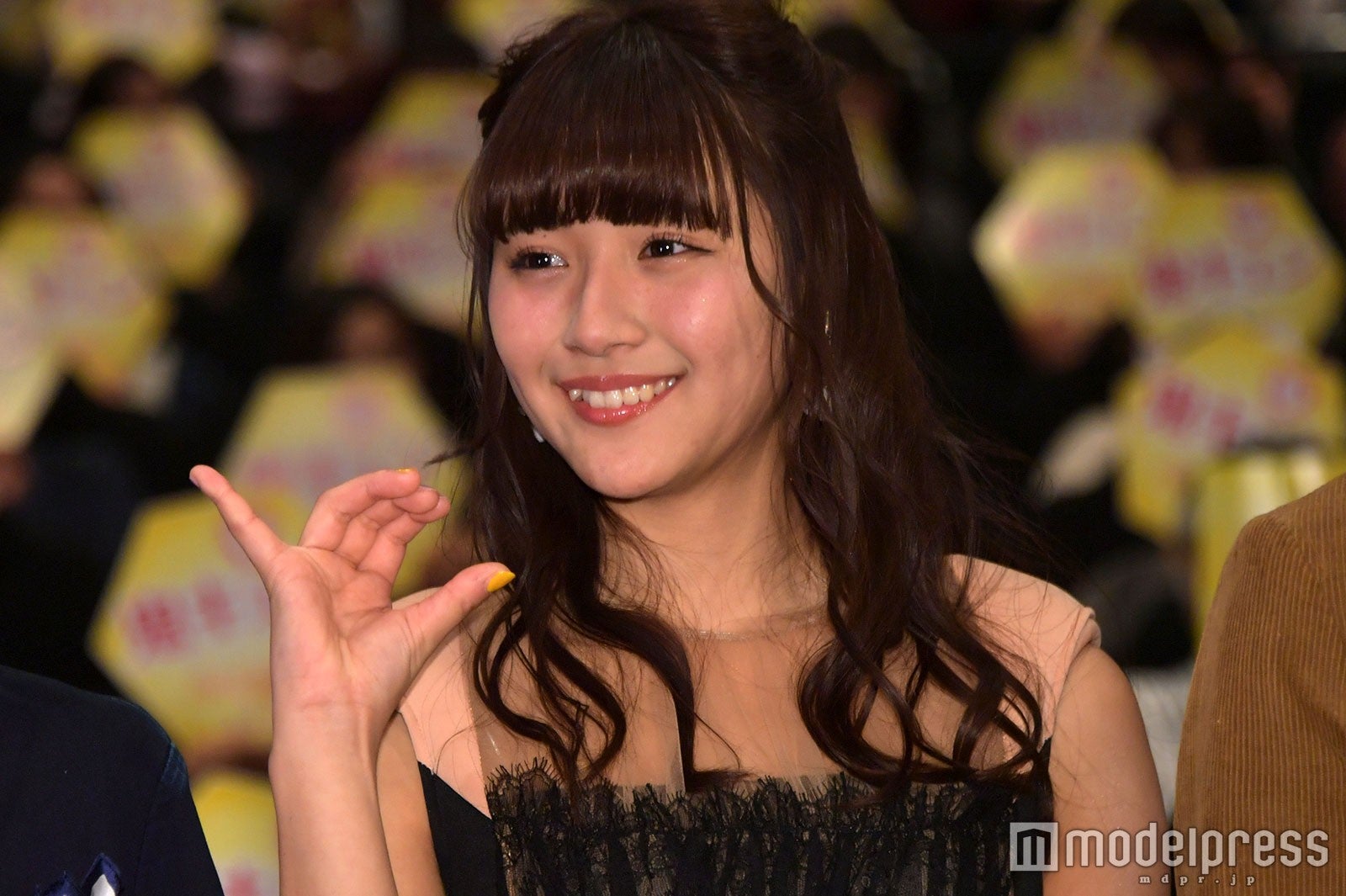 浅川梨奈（C）モデルプレス