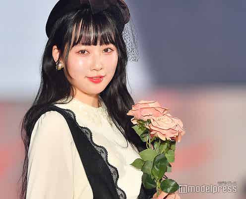 越智ゆらの、ミニショーパンから美脚披露「脚真っ直ぐで綺麗」「可愛い」の声