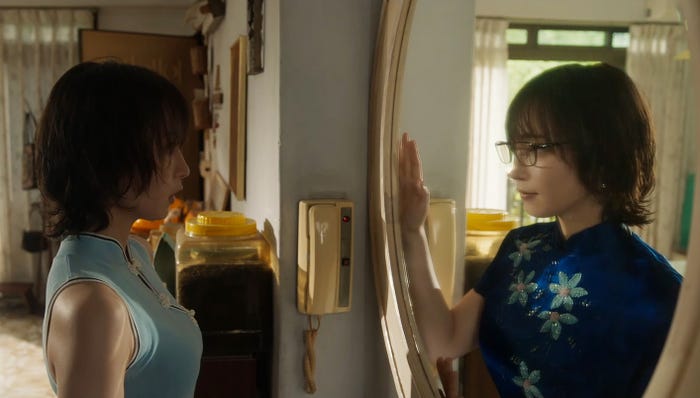 吉岡里帆(C)眉月じゅん/集英社・映画「九龍ジェネリックロマンス」製作委員会