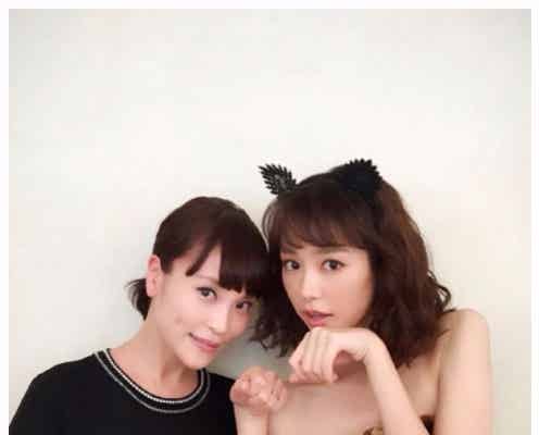 桐谷美玲、セクシー猫ショット公開「世界一美しい」美女2ショットにも反響