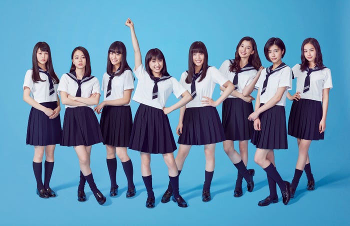 左から)志田彩良、山本舞香、大友花恋、土屋太鳳、石井杏奈、朝比奈彩、佐久間由衣、箭内夢菜(C)TBS