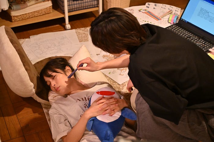 広瀬アリス、道枝駿佑(C)TBS