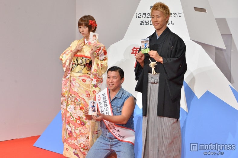 （左より）篠田麻里子、スギちゃん、柿谷曜一朗選手