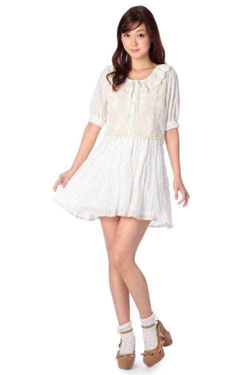 シャツドッキングワンピース「LIZ LISA」7,948円(税込)