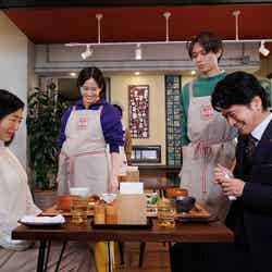 （左から）木村多江、前田敦子、永瀬廉、萩原聖人「厨房のありす」第5話より（C）日本テレビ