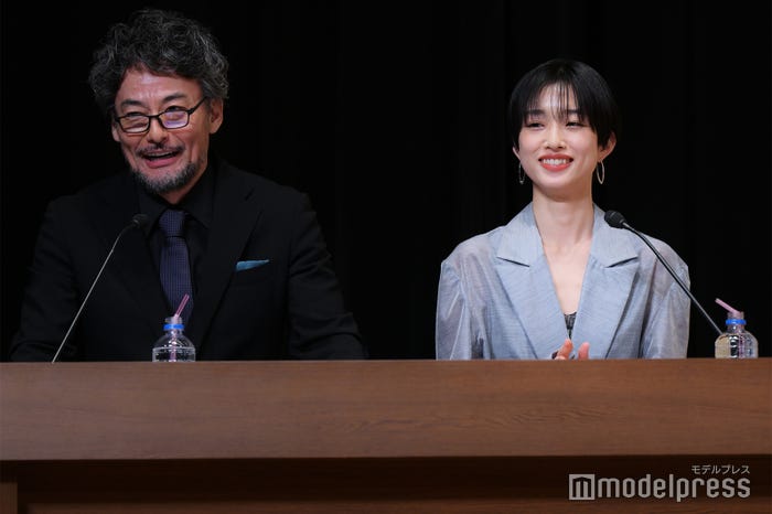 山口馬木也、河合優実(C)モデルプレス