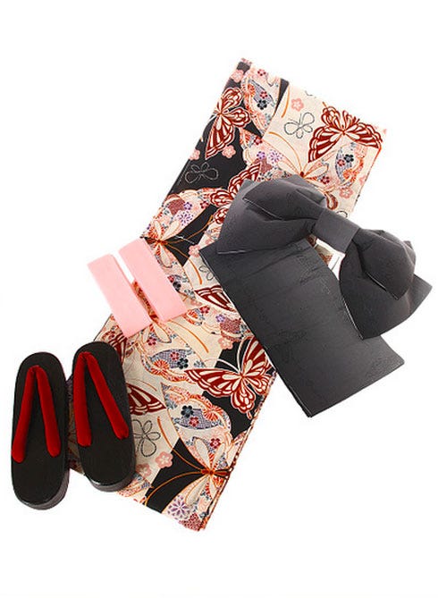 蝶柄浴衣4点セット「fifth」8,900円(税込)/画像提供:fifth